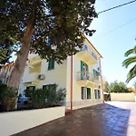 Guesthouse Villa Vice